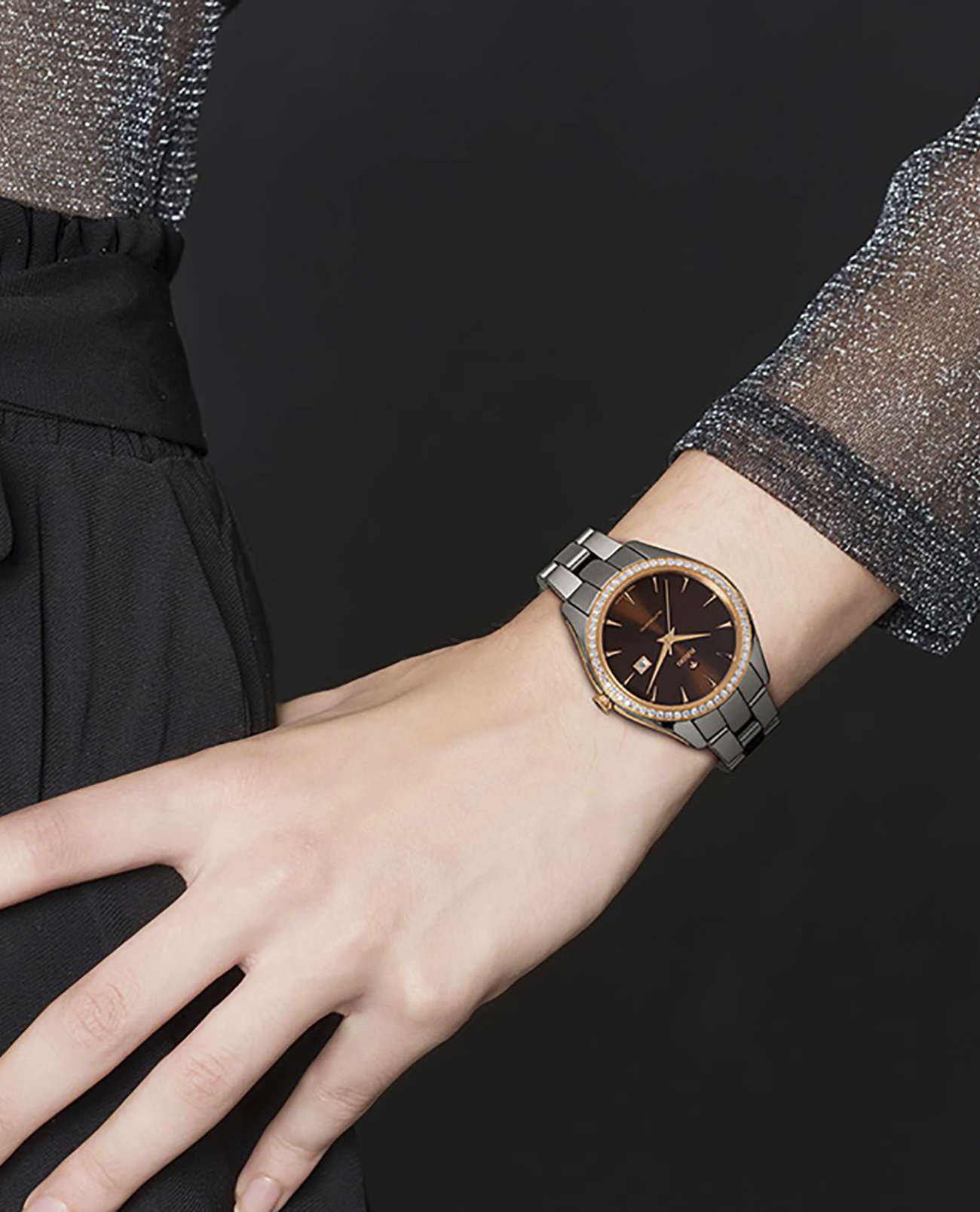 Rado Rado Hyperchrome Diamonds R32052302 женские часы коричневый циферблат на запястье